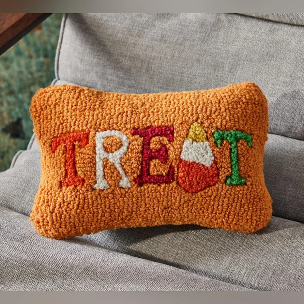 NWT Sundance Handmade Wool TREAT Mini Pillow